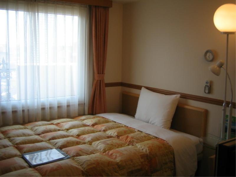 Toyoko Inn Osaka Jr Noda Ekimae Exterior foto